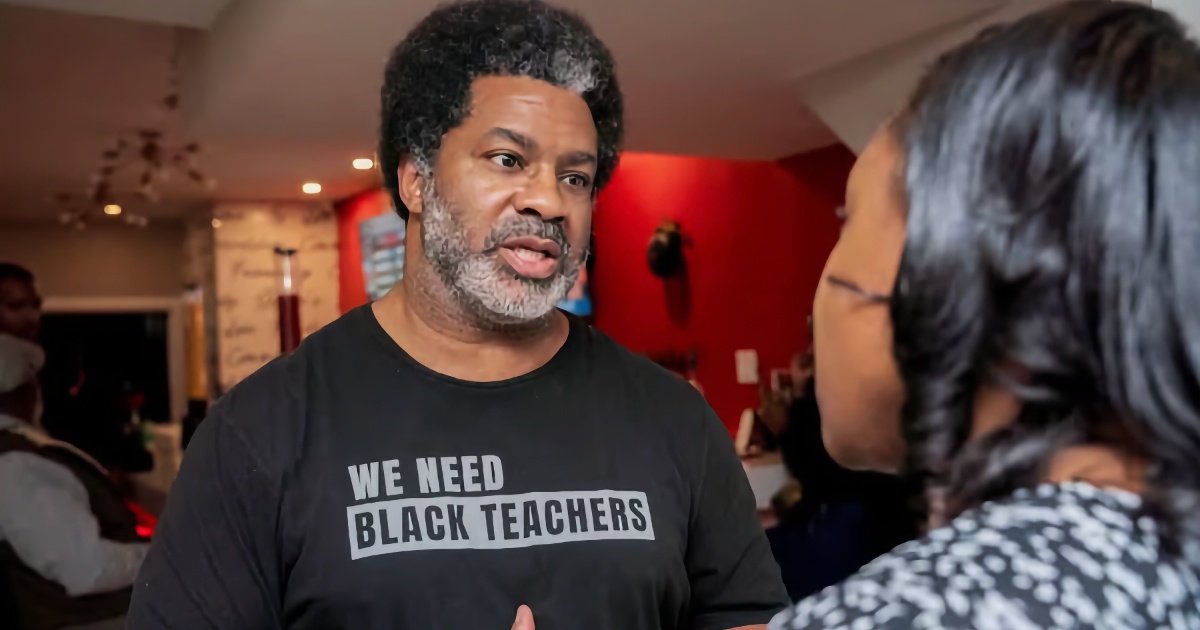 Sharif El Mekki at BMEC 2024 wearing We Need Black Teachers T-Shirt